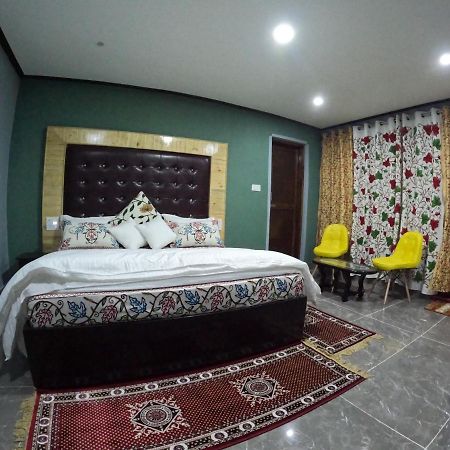 Hotel Seven Пахалгам Экстерьер фото