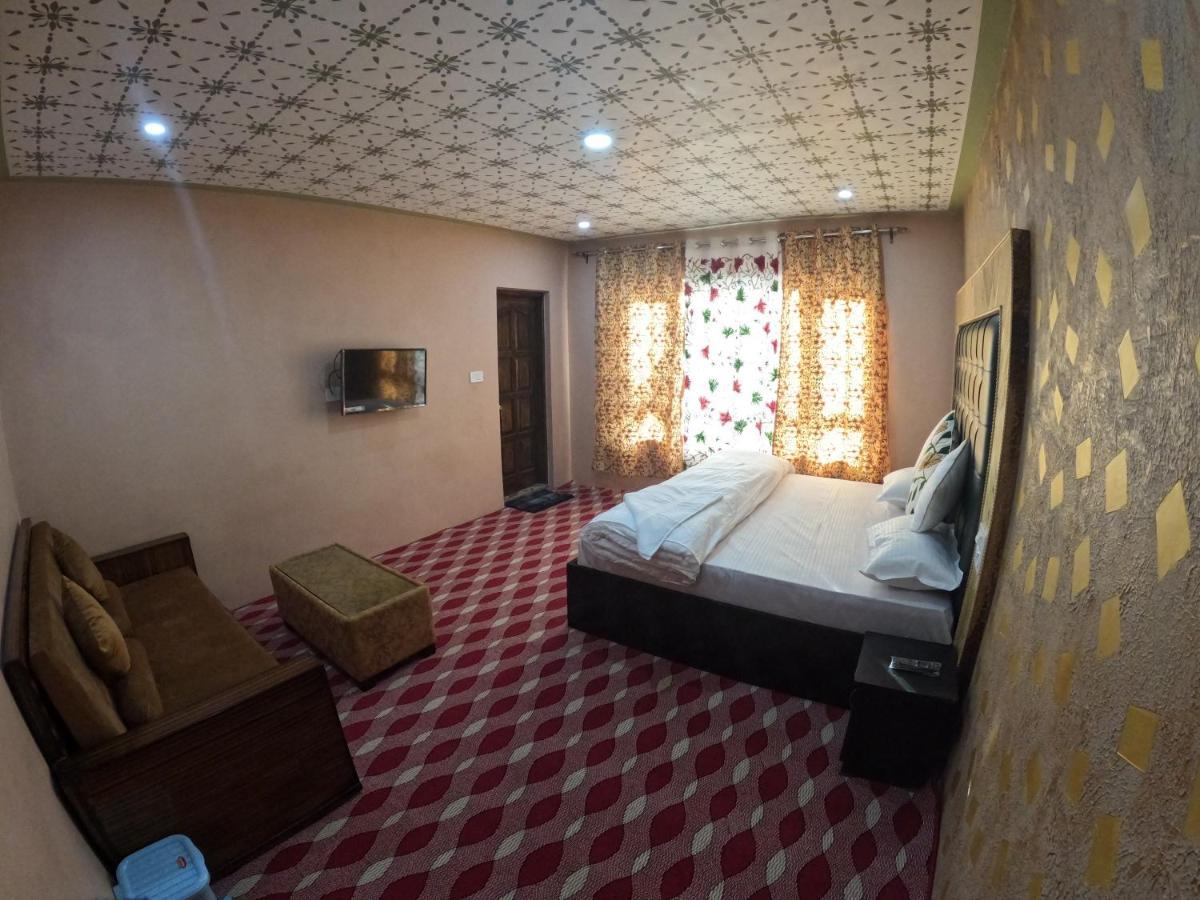 Hotel Seven Пахалгам Экстерьер фото